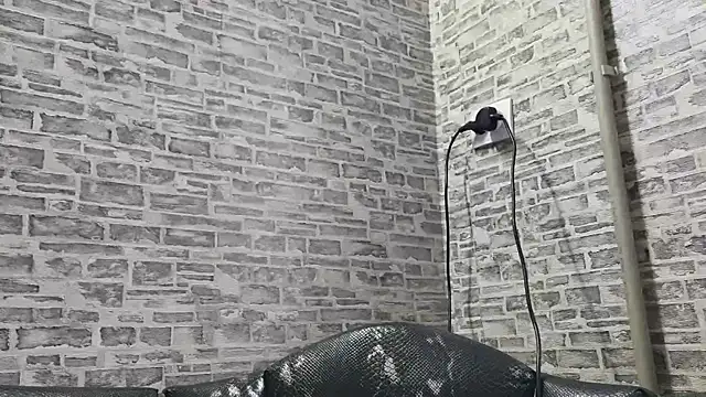 EdithManning online show from 10, 2, 2025