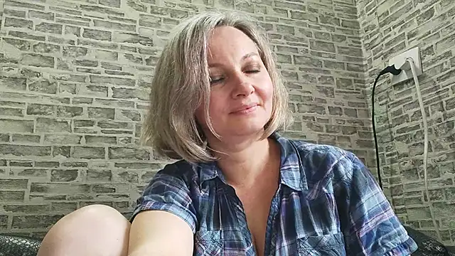 EdithManning online show from 21, 3, 2025