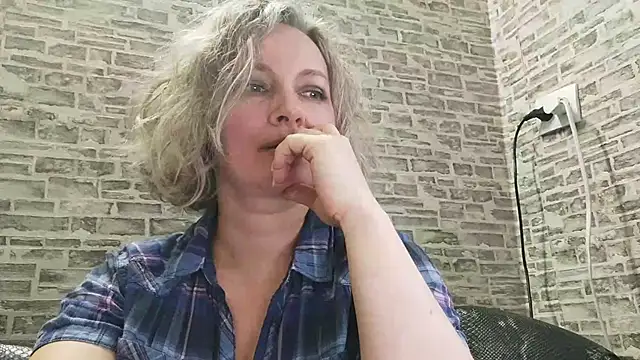 EdithManning online show from 22, 3, 2025