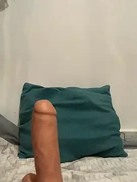 abyusif101099 online show from 13, 9, 2025