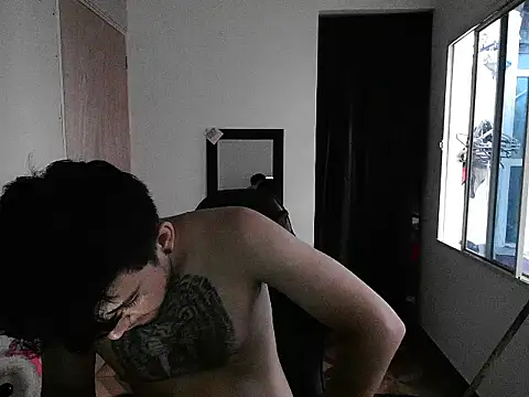 SeduxionDuo online show from 6, 11, 2025