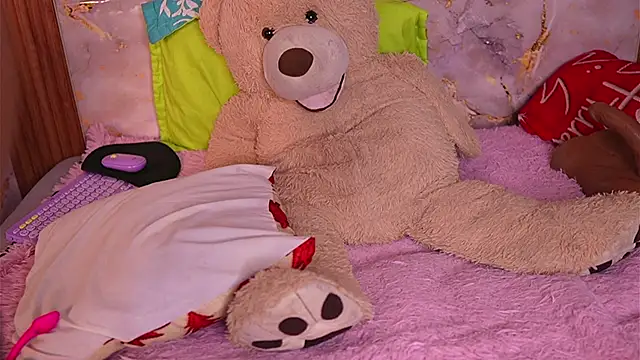 zoey-fox online show from 3, 2, 2026