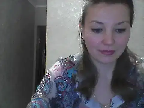 Snapshot of VselenaSun402 chatting on 7, 1, 2025 VselenaSun402 online show from 7, 1, 2025
