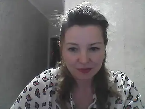 Snapshot of VselenaSun402 chatting on 10, 1, 2025 VselenaSun402 online show from 10, 1, 2025
