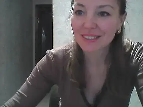 Snapshot of VselenaSun402 chatting on 14, 1, 2025 VselenaSun402 online show from 14, 1, 2025
