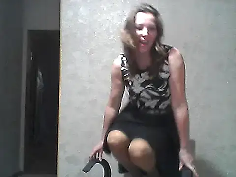 Snapshot of VselenaSun402 chatting on 24, 1, 2025 VselenaSun402 online show from 24, 1, 2025