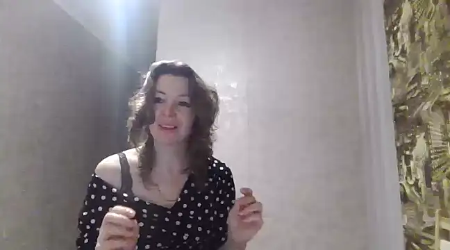 Snapshot of VselenaSun402 chatting on 28, 1, 2025 VselenaSun402 online show from 28, 1, 2025