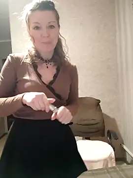 Snapshot of VselenaSun402 chatting on 18, 2, 2025 VselenaSun402 online show from 18, 2, 2025