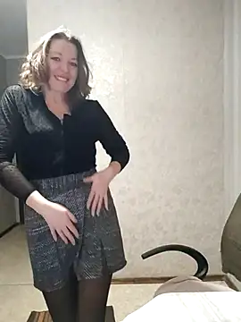Snapshot of VselenaSun402 chatting on 23, 2, 2025 VselenaSun402 online show from 23, 2, 2025