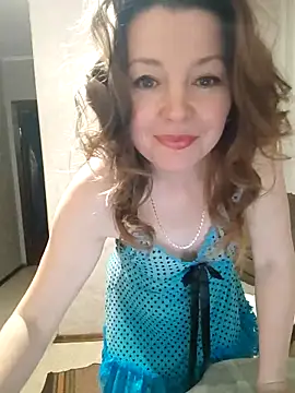 Snapshot of VselenaSun402 chatting on 2, 3, 2025 VselenaSun402 online show from 2, 3, 2025