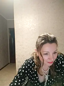 Snapshot of VselenaSun402 chatting on 13, 3, 2025 VselenaSun402 online show from 13, 3, 2025