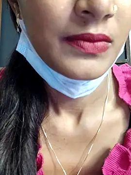 Snapshot of Oleevia chatting on 2, 4, 2026 Oleevia online show from 2, 4, 2026