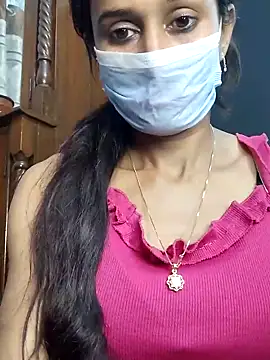 Snapshot of Oleevia chatting on 6, 4, 2026 Oleevia online show from 6, 4, 2026