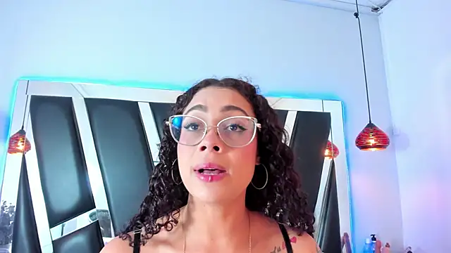 antonelllepiercee online show from 6, 3, 2025