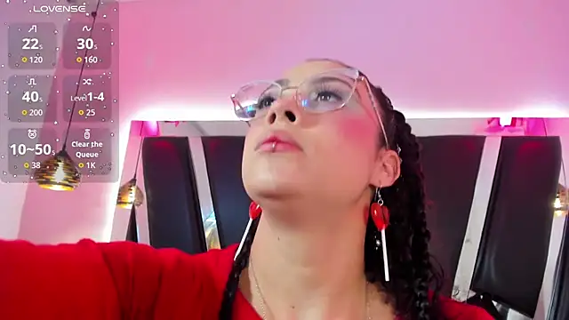 antonelllepiercee online show from 30, 9, 2025