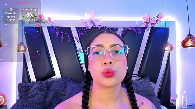 antonelllepiercee online show from 17, 2, 2026