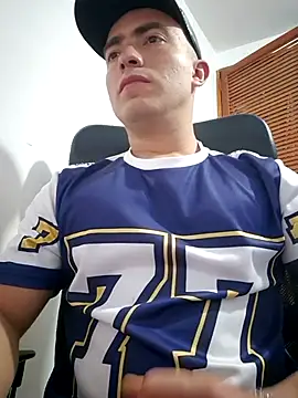 dragon1006 online show from 15, 4, 2026