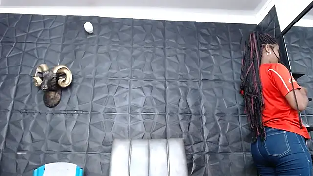 Hanna Fox 69 online show from 2, 12, 2025