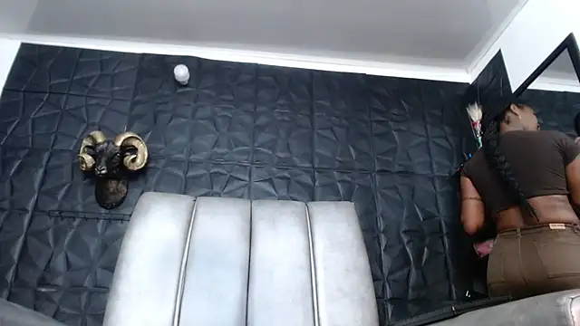 Snapshot of Hanna_Fox_69 chatting on 23, 2, 2026 Hanna Fox 69 online show from 23, 2, 2026