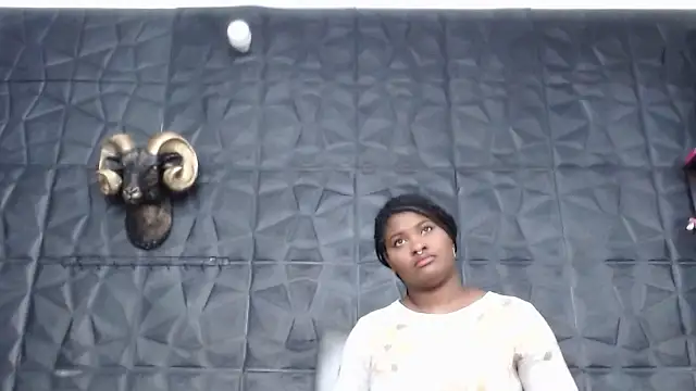 Snapshot of Hanna_Fox_69 chatting on 8, 3, 2026 Hanna Fox 69 online show from 8, 3, 2026