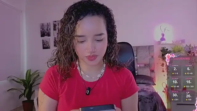emilyrouxe online show from 21, 7, 2026