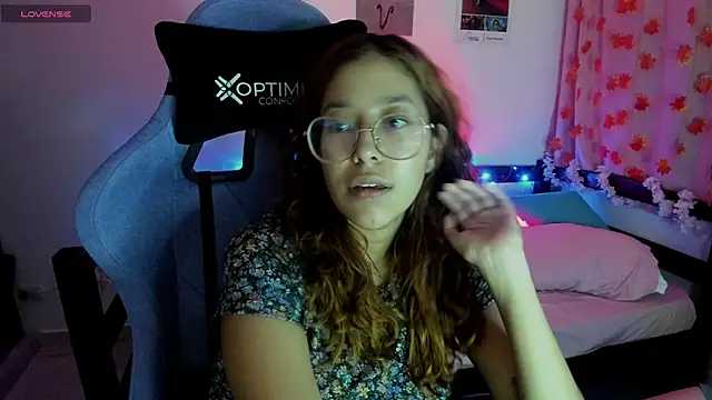 Snapshot of _Moon_Johnson chatting on 19, 3, 2025  Moon Johnson online show from 19, 3, 2025