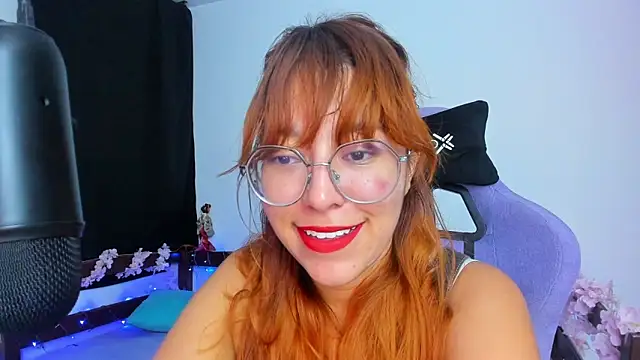 Snapshot of _Moon_Johnson chatting on 21, 10, 2025  Moon Johnson online show from 21, 10, 2025