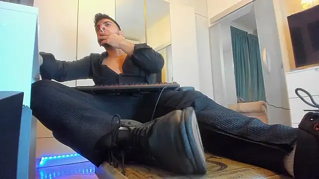 welcometo hell online show from 18, 10, 2025