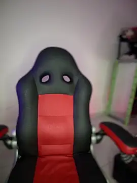 Snapshot of Yuli_zuha chatting on 9, 12, 2024 Yuli zuha online show from 9, 12, 2024