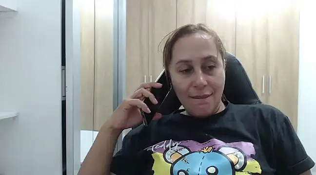 RoxanaLove9 online show from 13, 1, 2025