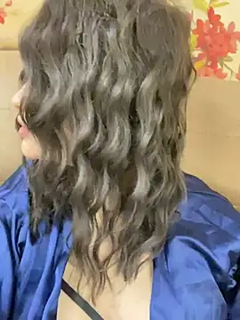 KikiWatson online show from 14, 2, 2025