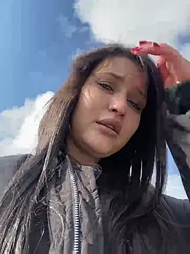 KikiWatson online show from 22, 3, 2025