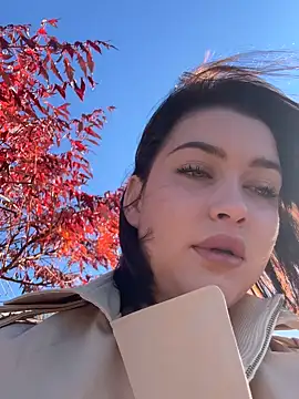 KikiWatson online show from 1, 11, 2025