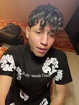 LatinBoysxxx online show from 23, 5, 2026