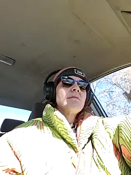 thatonespicychick online show from 13, 2, 2025