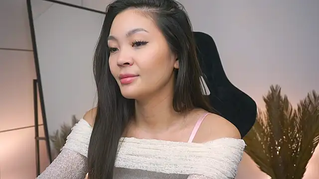 Peopleneedlove144 online show from 24, 1, 2025