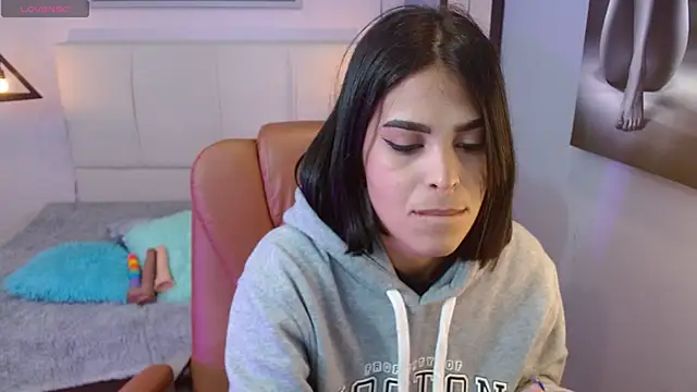 AlessiaVal  online show from 7, 3, 2025