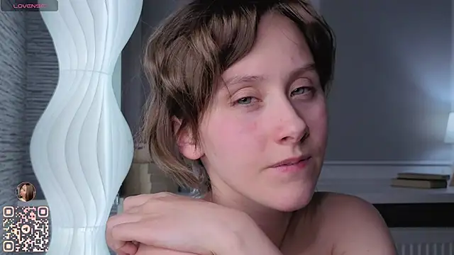 Snapshot of EthalBuffkin chatting on 8, 3, 2026 EthalBuffkin online show from 8, 3, 2026