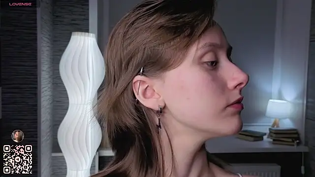 Snapshot of EthalBuffkin chatting on 8, 3, 2026 EthalBuffkin online show from 8, 3, 2026