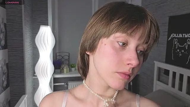 Snapshot of EthalBuffkin chatting on 13, 4, 2026 EthalBuffkin online show from 13, 4, 2026