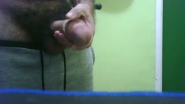 Snapshot of loganwolverine02 chatting on 29, 1, 2025 loganwolverine02 online show from 29, 1, 2025