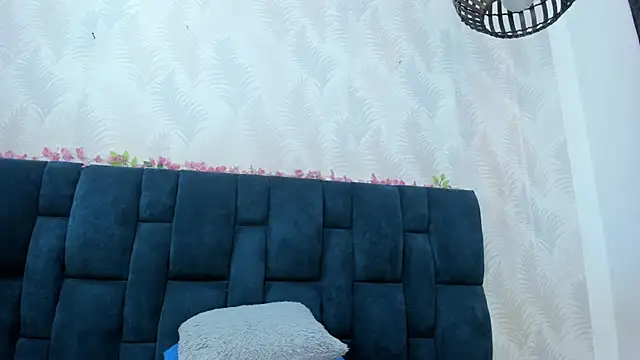 Melody Megann online show from 16, 4, 2026