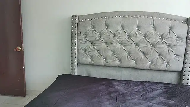 Nesuko kamado  online show from 16, 12, 2025