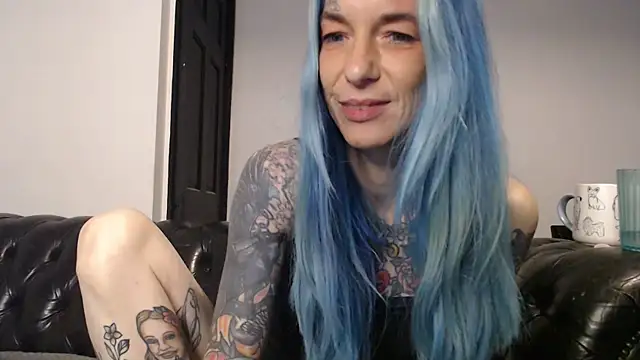 Snapshot of RavenryderUK chatting on 23, 12, 2024 RavenryderUK online show from 23, 12, 2024