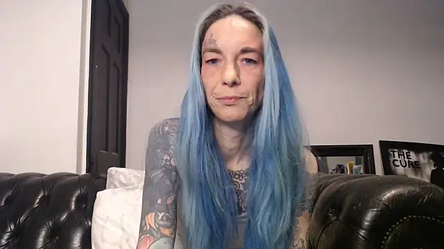 Snapshot of RavenryderUK chatting on 29, 12, 2024 RavenryderUK online show from 29, 12, 2024