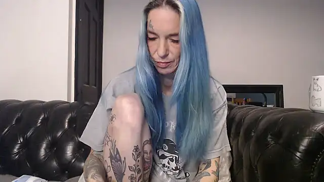 Snapshot of RavenryderUK chatting on 6, 1, 2025 RavenryderUK online show from 6, 1, 2025