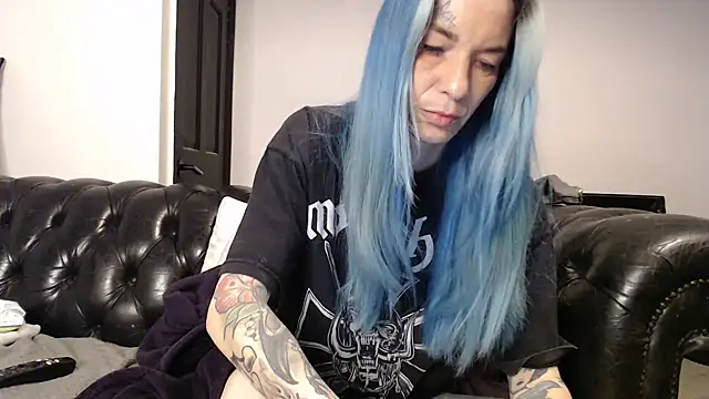 Snapshot of RavenryderUK chatting on 27, 1, 2025 RavenryderUK online show from 27, 1, 2025