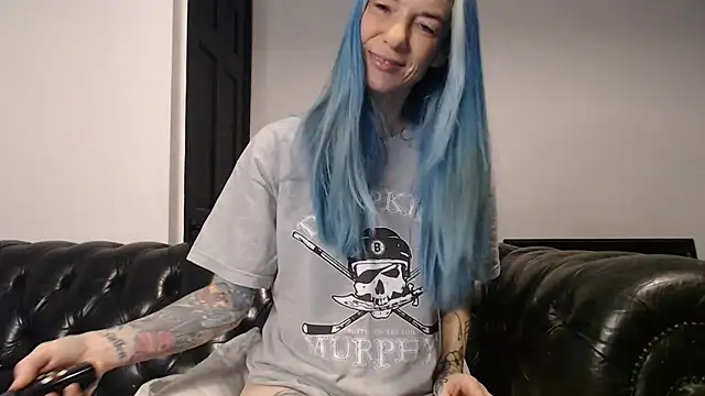 Snapshot of RavenryderUK chatting on 1, 2, 2025 RavenryderUK online show from 1, 2, 2025