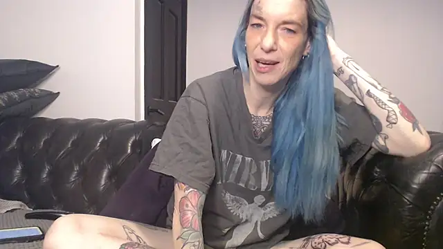 Snapshot of RavenryderUK chatting on 11, 2, 2025 RavenryderUK online show from 11, 2, 2025