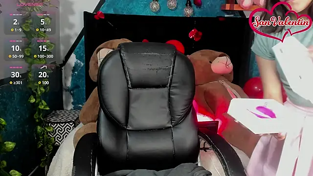  Sophie  miller online show from 16, 2, 2025